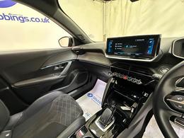 Peugeot 2008 CJ71AEG