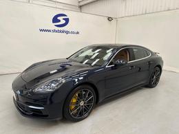 Porsche Panamera LA17VFV