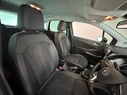 Vauxhall Crossland HN22YVY