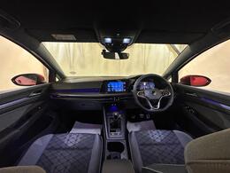 Volkswagen Golf AO22OUP