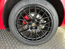 Porsche Macan AE18WBL