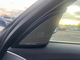 BMW 5 Series YK18JUW