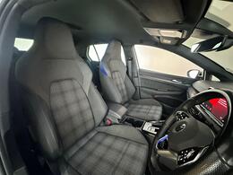 Volkswagen Golf MT72YYX