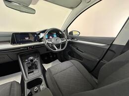 Volkswagen Golf VE22LUD