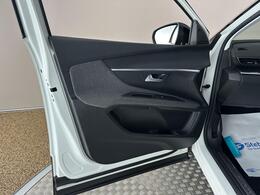 Peugeot 3008 YB72LHJ