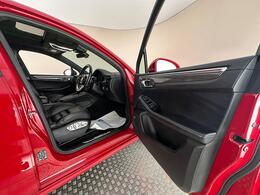 Porsche Macan GN69VBJ