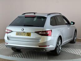 Skoda Superb OE67FTU