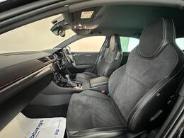 Skoda Superb AX17GDE