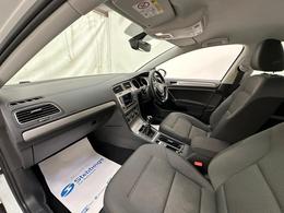 Volkswagen Golf DH66WPE