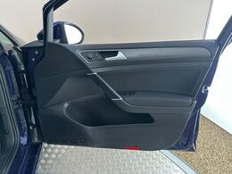 Volkswagen Golf VE69NKS