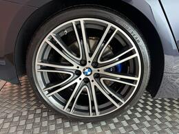 BMW 5 Series YB69BXN