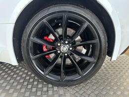 Jaguar F-Type HY64MHK