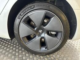 Tesla Model 3 AF72UVG