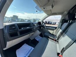 Volkswagen Transporter YW68XFL