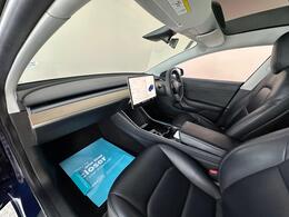 Tesla Model 3 YB69TZT