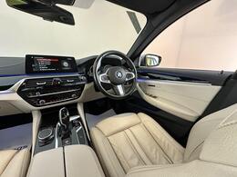 BMW 5 Series YK18JUW