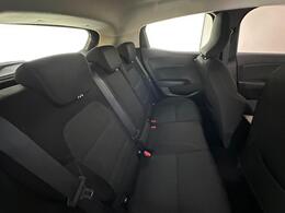 Renault Clio YC71OJA