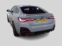 BMW i4 KP72NSJ