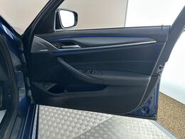 BMW 5 Series FL71DOU