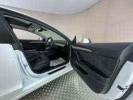 Tesla Model 3 AF72UWA