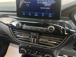 Ford Kuga YS22DYO