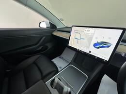 Tesla Model 3 LB70DKD