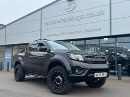 NISSAN Navara 