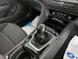 Vauxhall Insignia VO71HPL