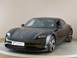 Porsche Taycan YY72RZZ