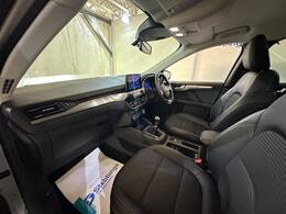 Ford Kuga YS22ENO