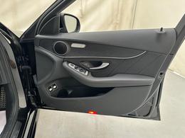 Mercedes-Benz C Class LL21YLW