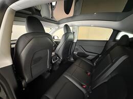 Tesla Model Y NL23XBN