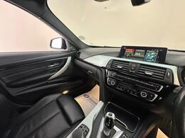 BMW 3 Series YK67SMX