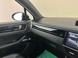 Porsche Cayenne SW69BKY
