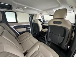 Land Rover Defender 110 OY20YDU