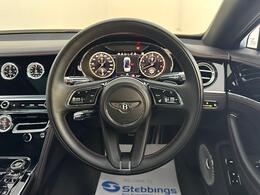 Bentley Flying Spur SN71VZD