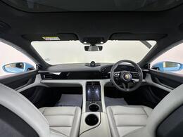 Porsche Taycan LV71XCL