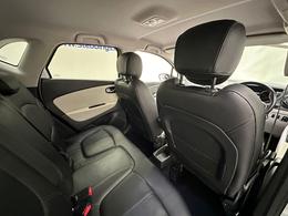 Renault Captur EK69YKP