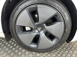 Tesla Model 3 AF72UXZ