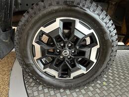 Nissan Navara BK70YHX