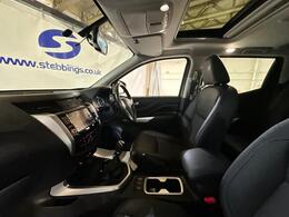 Nissan Navara AR21KFN