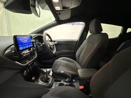 Ford Fiesta AK21HVU