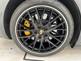 Porsche Panamera LN69UYK