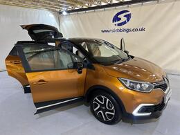 Renault Captur KR19JYJ