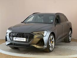Audi e-tron YH71TMY