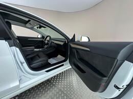 Tesla Model 3 AF72UVC