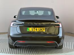 Tesla Model 3 LB74UKP