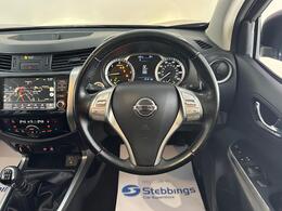 Nissan Navara YH21DDW