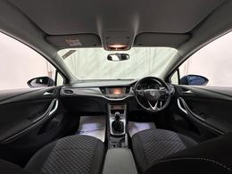 Vauxhall Astra VU20ZNC