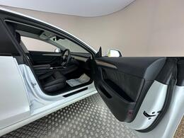 Tesla Model 3 AF72UVG